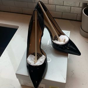 Jessica Simpson- black patent leather pumps